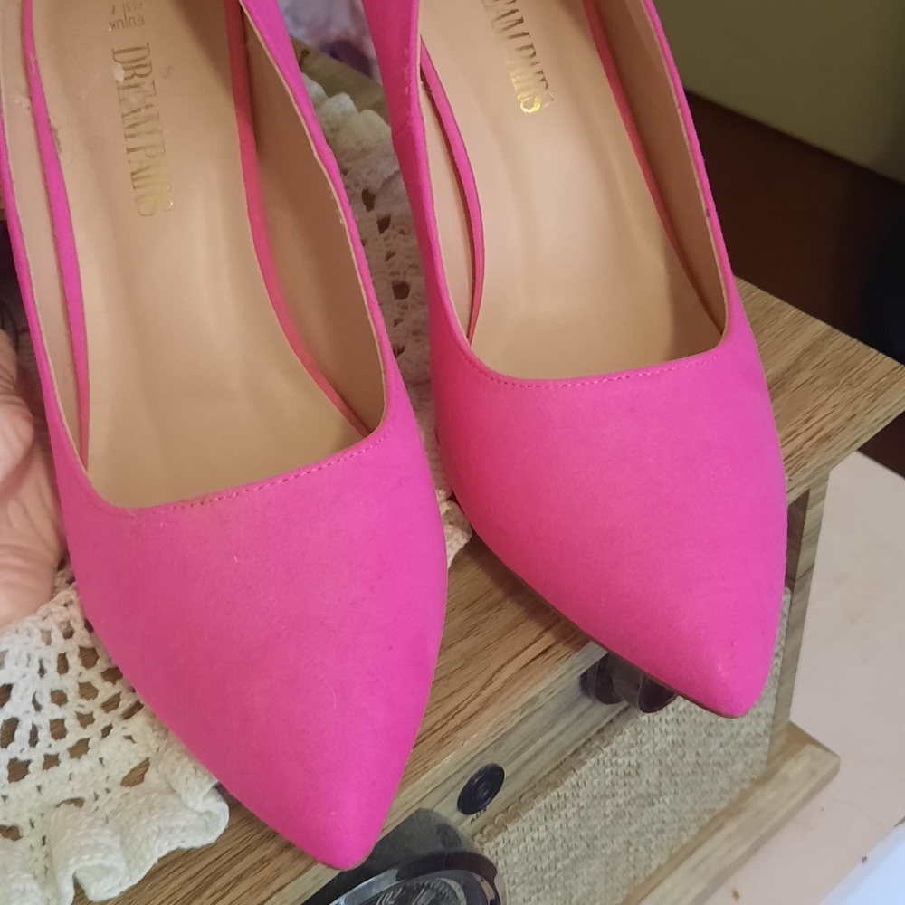 Dream Pairs Vibrant Hot Pink Heels